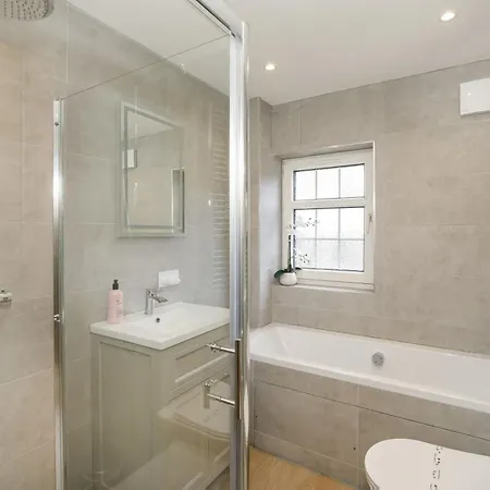 Coach House Loft Villa York Exterior photo